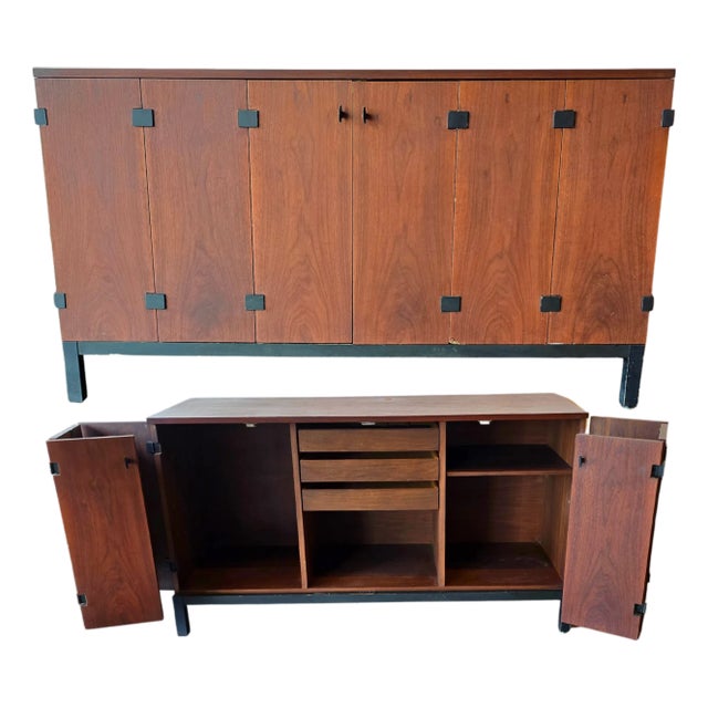 Attributed to Milo Baughman for Directional Walnut Media Cabinet Credenza – Vintage MCM For Sale