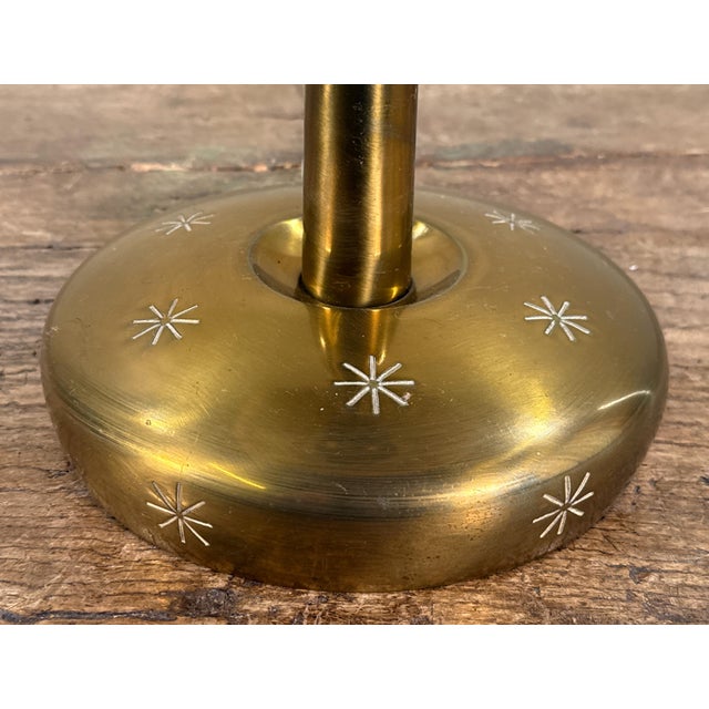 1950s Mid Century Modern Stiffel Brass Table Lamp With Fiberglass String Shade Starburst Base For Sale - Image 5 of 11