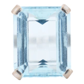 Vintage Cocktail Ring 18K Gold and Aquamarine, Size 5.75 For Sale