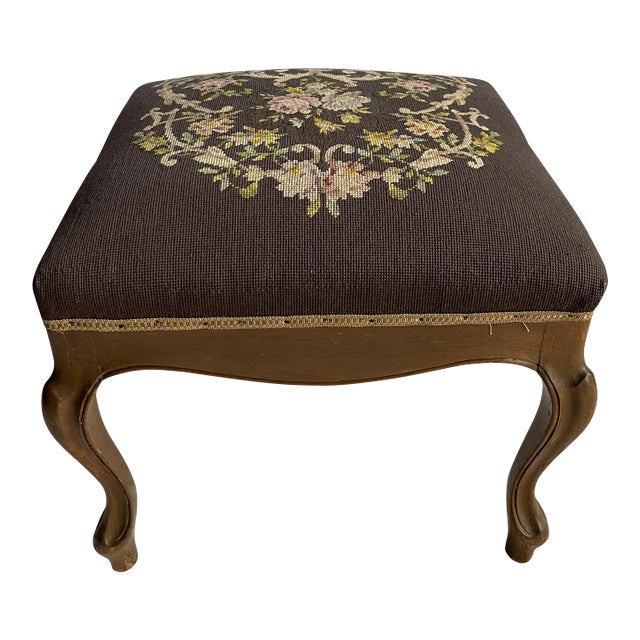 Early 20th Century Victorian Floral Needlepoint Parlor Stool For Sale
