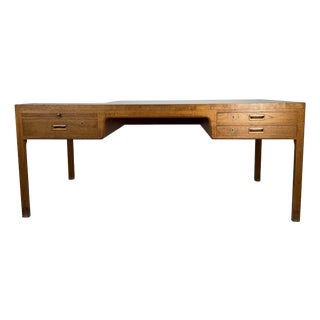 Large Danish Mahogany Desk by Ejner Larsen and Aksel Bender Madsen for Willy Beck, 1950s For Sale