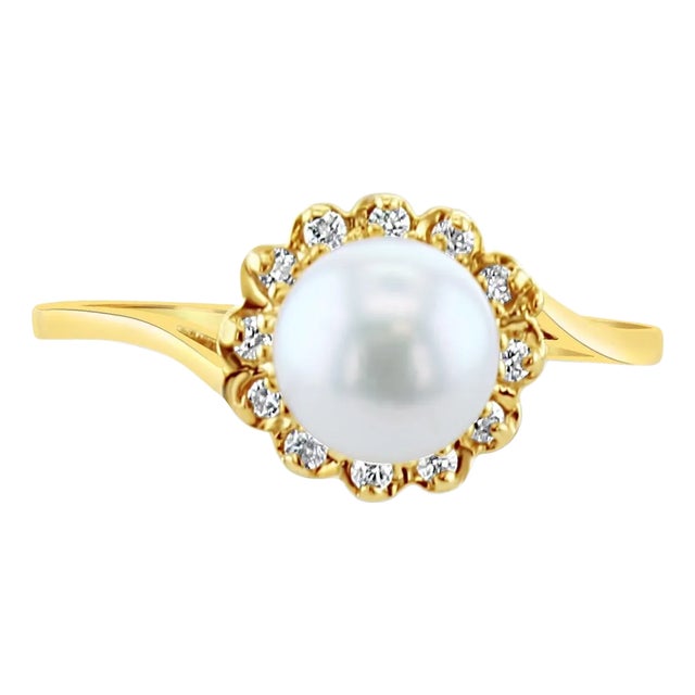 6MM Freshwater Pearl Diamond Halo Ring 14k Yellow Gold, Size 5 For Sale