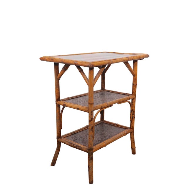 English Chinoiserie Victorian Bamboo and Lacquer Side, End Table C 1890/1900 For Sale - Image 4 of 11