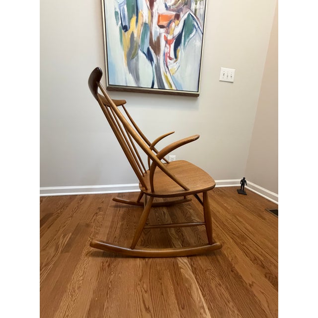 MCM Danish Rocker by Illum Wikkelsø for Niels Eilersen, 1960s Iw3 Swing Chair For Sale In Atlanta - Image 6 of 8