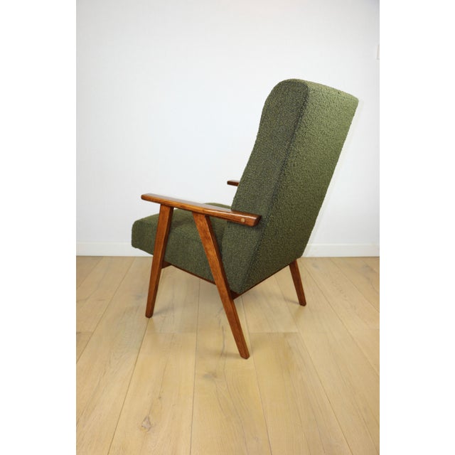 Vintage Lounge Chair in Green Olive Boucle, 1970s For Sale - Image 4 of 11