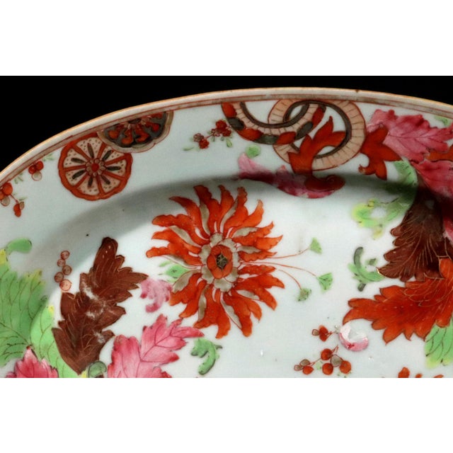 Verdant Splendor: Chinese Export "Pseudo Tobacco Leaf" Oval Dish This vibrant Chinese Export porcelain oval dish, dating...