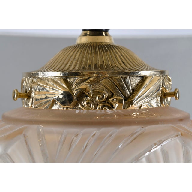 Salmon French Art Deco Table Lamp by Muller Freres - 1930 France For Sale - Image 8 of 14
