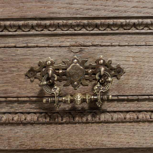19th Century Louis XV Oak Chest of Drawers For Sale - Image 4 of 18