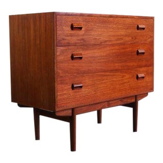 Borge Mogensen for Søborg Møbelfabrik Teak and Oak Chest Vanity / Short Dresser, Denmark For Sale
