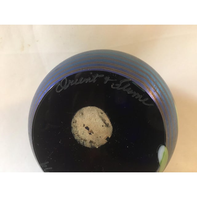 Blue Orient & Flume Signed Spider Art Glass Paperweight 1979 Iridescent Blue For Sale - Image 8 of 8