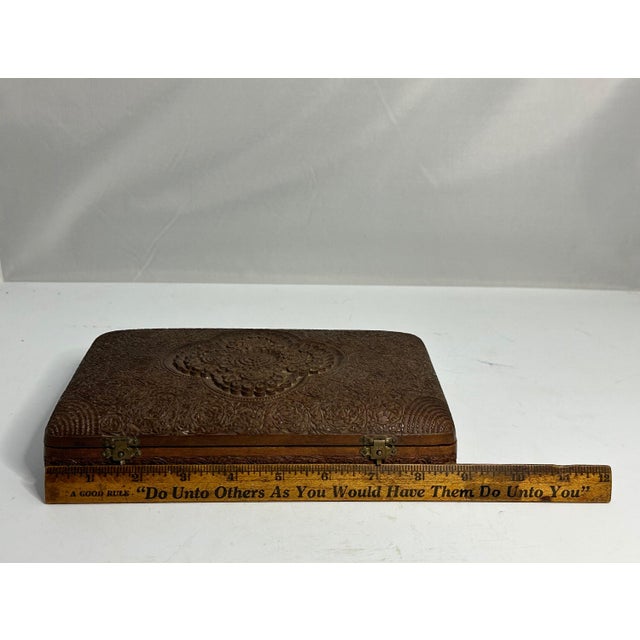 Anglo-Indian Carved Box: 19th Century Jama Masjid Miniature Painting For Sale - Image 9 of 10