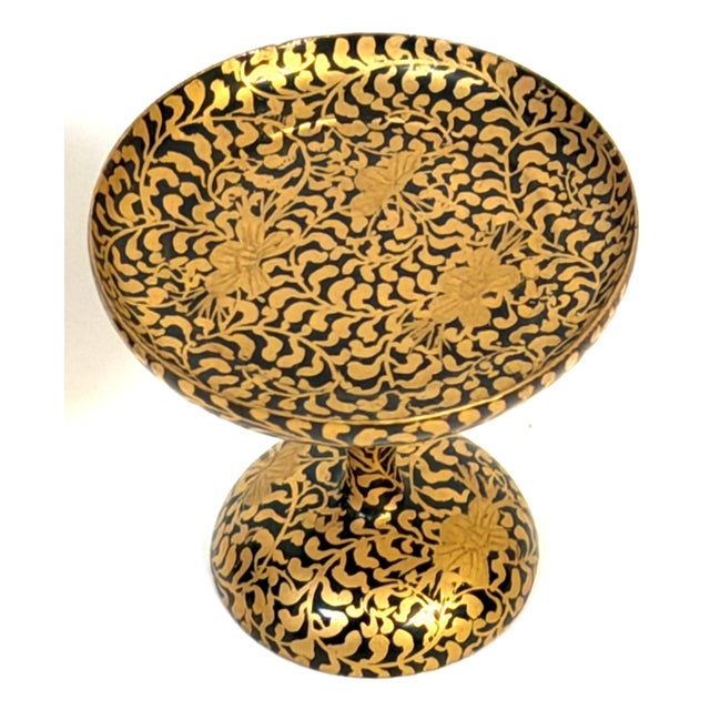 Early 20th Century Pair of Japanese Meiji Miniature Gold Maki-e Lacquer Takatsuki Stands For Sale - Image 5 of 11