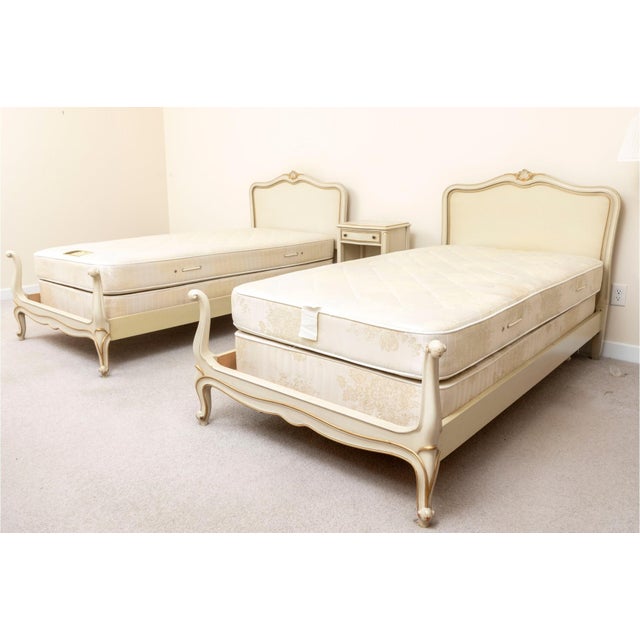 French Provincial Vintage Drexel French Provincial Off-White Twin Beds, Pair With Nightstand For Sale - Image 3 of 11