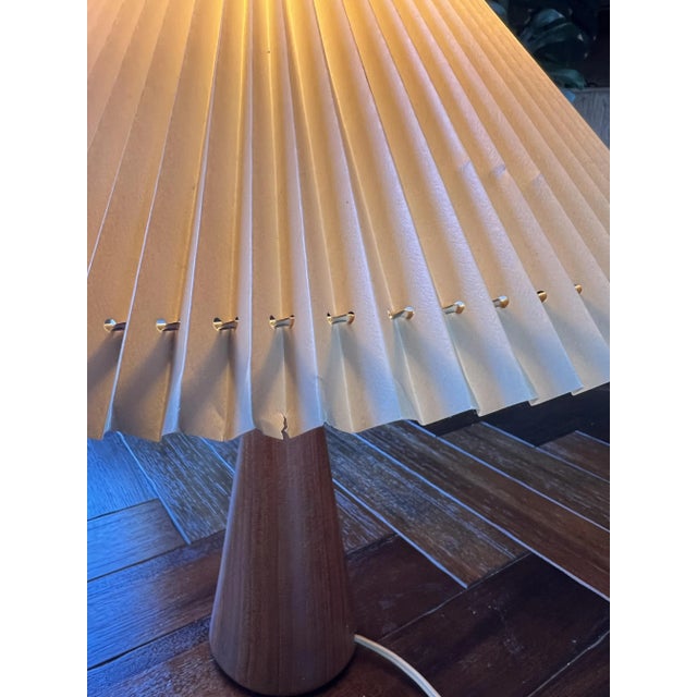 Beige Teak Base Table Lamp from Nordiska Kompaniet, 1960 For Sale - Image 8 of 11