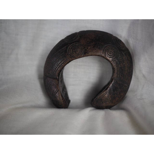 Metal Early 20th Sahel Red Copper Coin Bracelet For Sale - Image 7 of 9