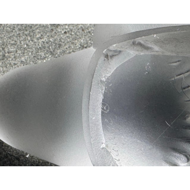 1990s Lalique Frosted Crystal Sparrow Bird Figurines- Set of 2 For Sale - Image 10 of 12