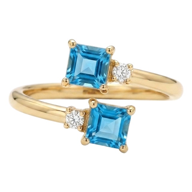 Swiss Blue Topaz Toi Et Moi Ring - Beautiful Engagement Ring for Her Us 7 For Sale