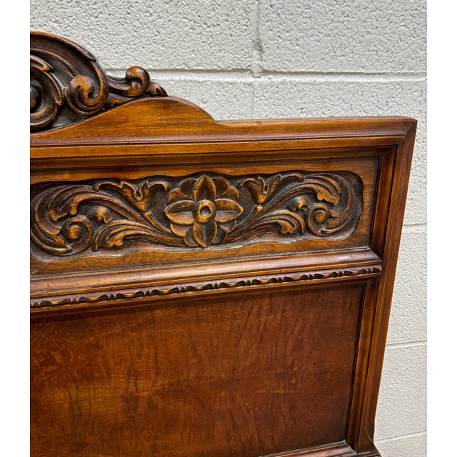 Early 20th Century Vintage King Size Italian Neoclassical Italian Renaissance Style Headboard For Sale - Image 5 of 11