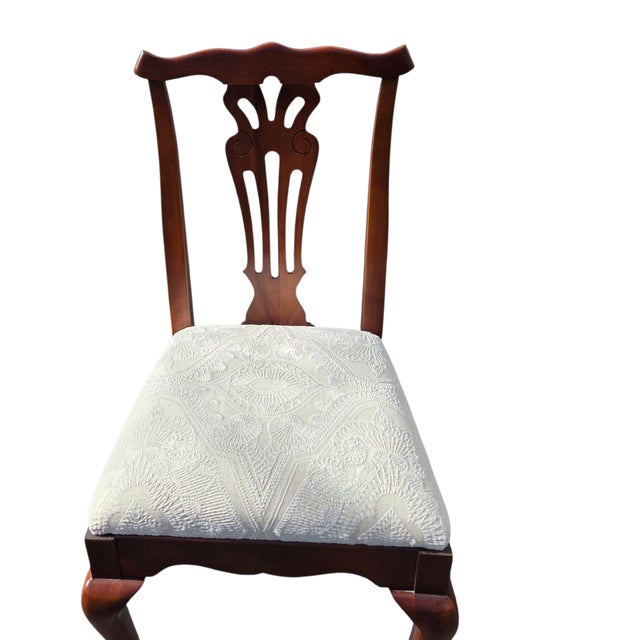 1990s 2 Pennsylvania House Cherry Dining Room Side Chairs Chippendale Sheild Back For Sale - Image 9 of 14