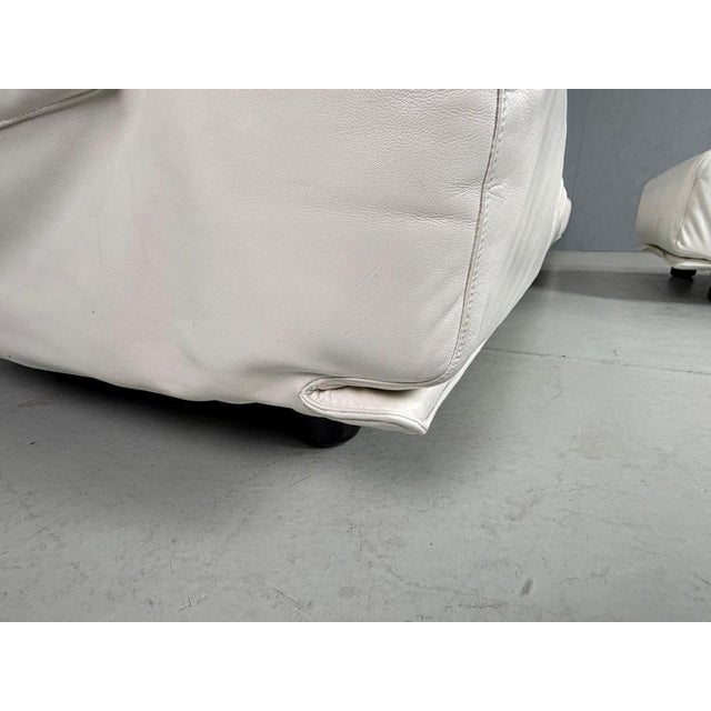 Animal Skin Fiandra Five-Seater Sofa in Leather by Vico Magistretti for Cassina, 1970 For Sale - Image 7 of 13