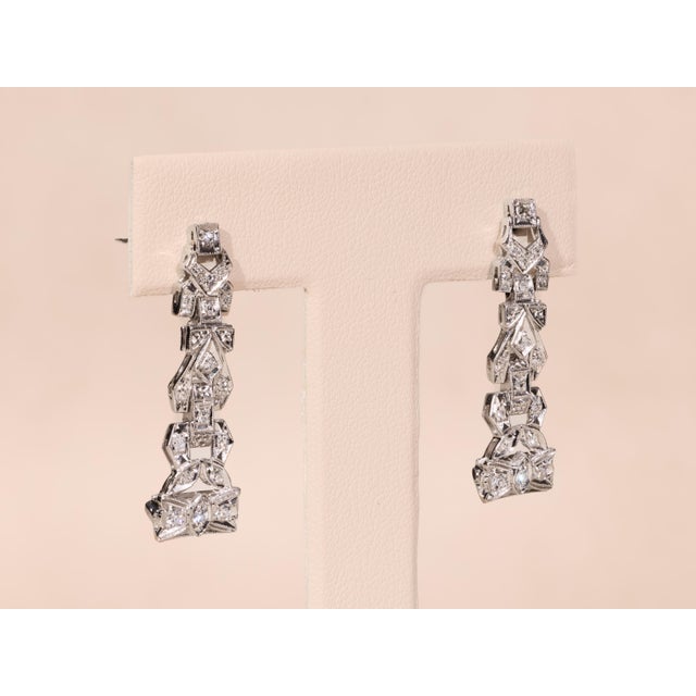 The Davinas: Ladies Antique Platinum and Diamond Dangler Earrings, 2 Pieces For Sale - Image 4 of 7