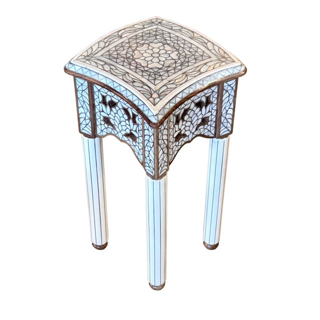 1990s Contemporary White Mother-of-Pearl Inlay Side Table For Sale In Los Angeles - Image 6 of 9