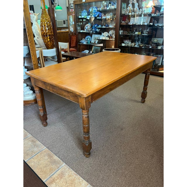 This is an LG Stickley dining table Farmhouse style in Pine This has been well loved and preowned Show signs of use and...