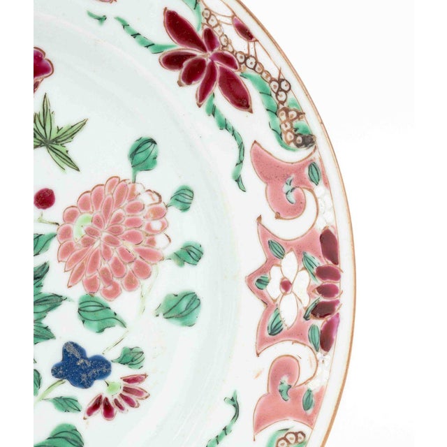 Chinese Export Famille Rose Porcelain Plates, 4 For Sale - Image 12 of 18