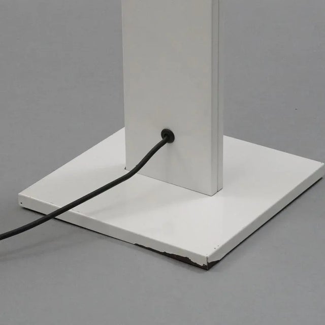 1980s Postmodern White Floor Lamp by Maurizio Bertoni for Castaldi For Sale - Image 5 of 9