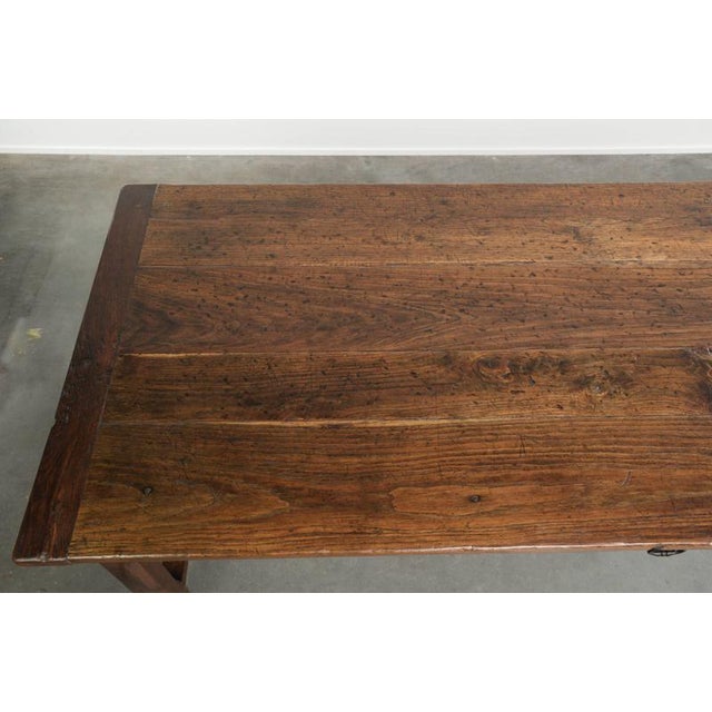 Wood 18th Century French Farmhouse Dining Table in Oak and Fruitwood For Sale - Image 7 of 14