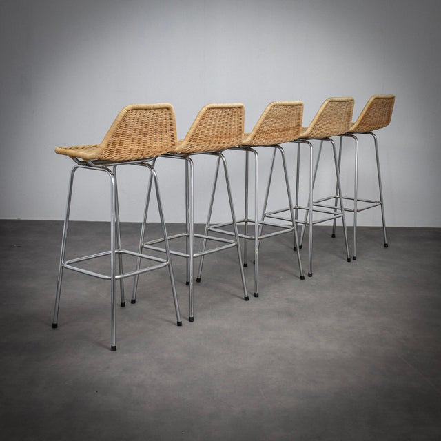 A stylish set of five bar stools produced by rohé noordwolde, one of the netherlands’ most respected manufacturers of...