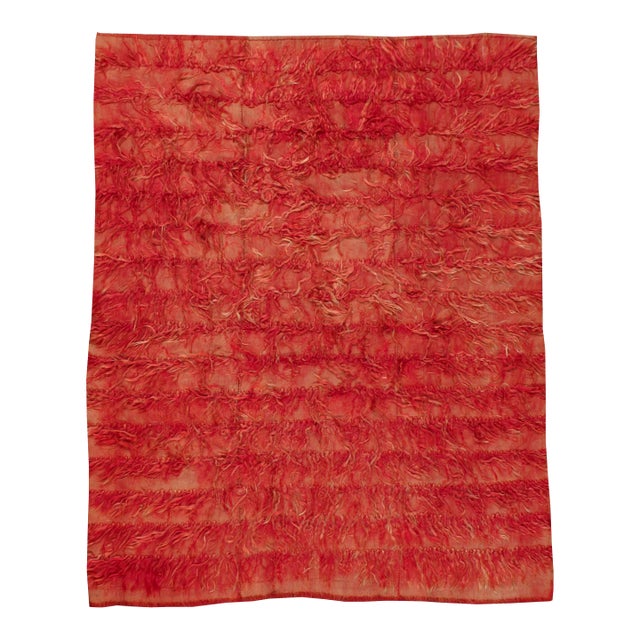 Galerie Shabab Collection Mid-20th Century Shaggy Turkish Rug With a Red Tribal Design For Sale