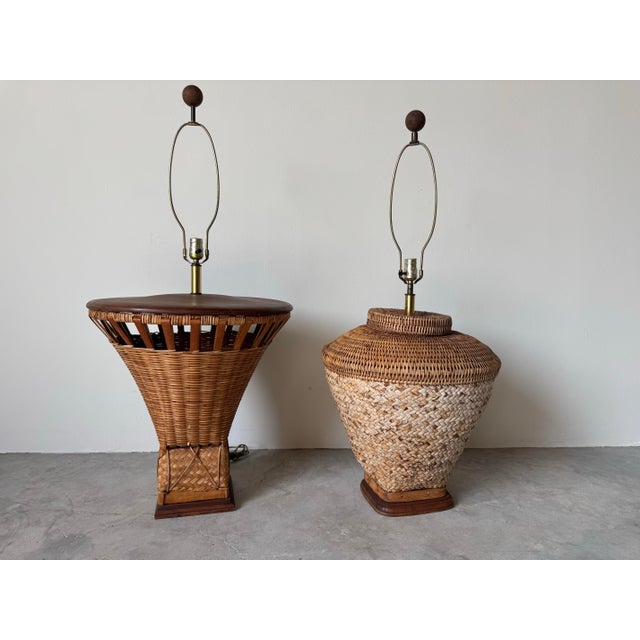 Brown 1970’s Vintage Coastal Organic Woven Wicker Table Lamp For Sale - Image 8 of 12