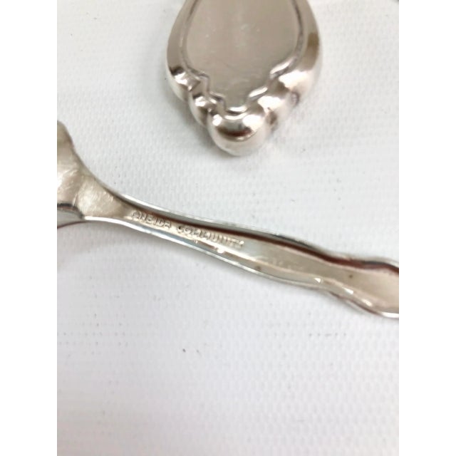 Vintage Oneida "Duet" Community Silverplate Flatware Service - Set of 64 For Sale - Image 10 of 13