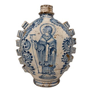 17th-Century Sicilian Blue-and-White Majolica Pilgrim Flask, Caltagirone For Sale