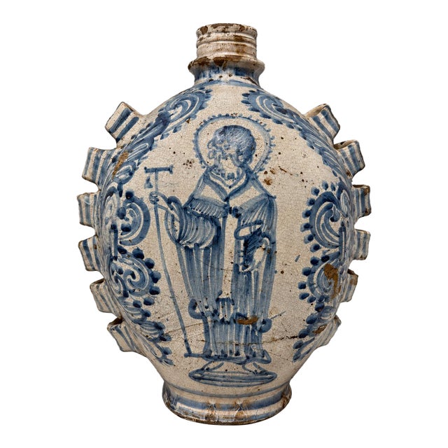 17th-Century Sicilian Blue-and-White Majolica Pilgrim Flask, Caltagirone For Sale