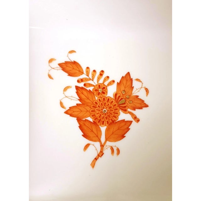 1970s Herend Hungary Chinese Bouquet Rust 7 Inch Square Bowl Apponyi Orange 1188 Hand Painted 1970s Porcelain Fruit Dish For Sale - Image 5 of 12
