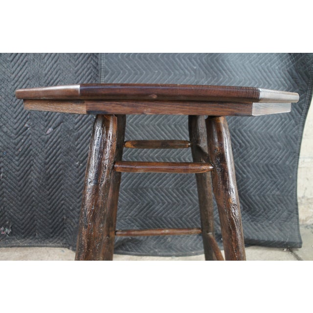 Mid 20th Century Rustic Old Hickory Style Octagonal Oak Adirondack Log Side Table Pedestal Stand For Sale - Image 10 of 10