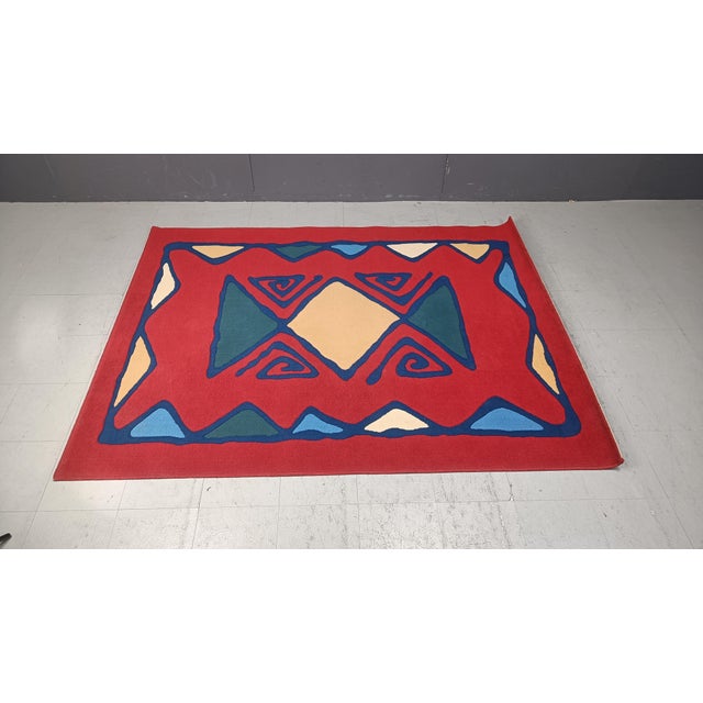 Large Hand-Knotted Rug, 1980s, in Good conditions. Designed 1980 to 1989