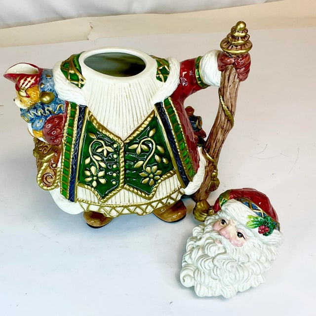 1980s Vintage Majolica Hollywood Regency Fitz & Floyd Christmas Santa Tea Pot For Sale - Image 9 of 9