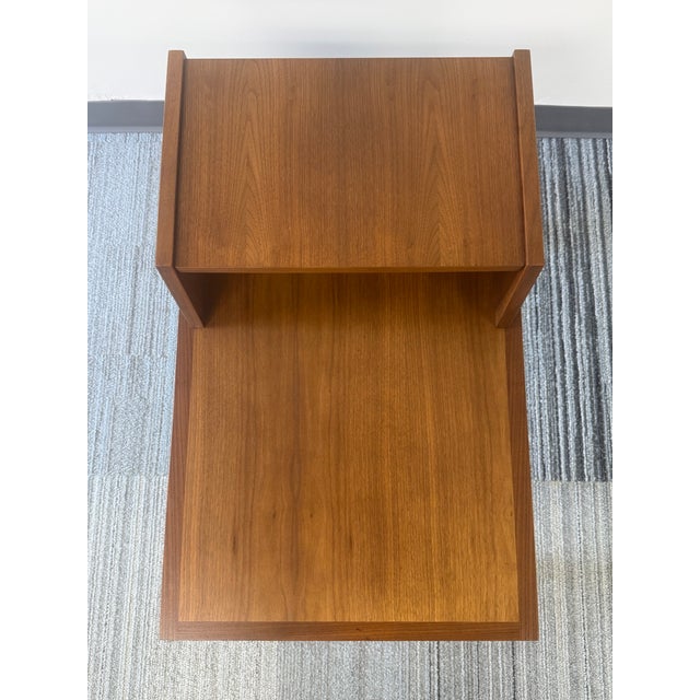 1960s Mid-Century Modern Walnut Two-Tier End / Side Table For Sale - Image 5 of 8