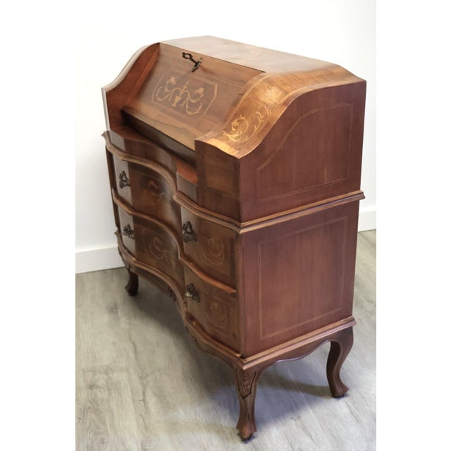 Italian Bombe Walnut Marquetry Secretary Desk, Circa 1950s For Sale - Image 4 of 18