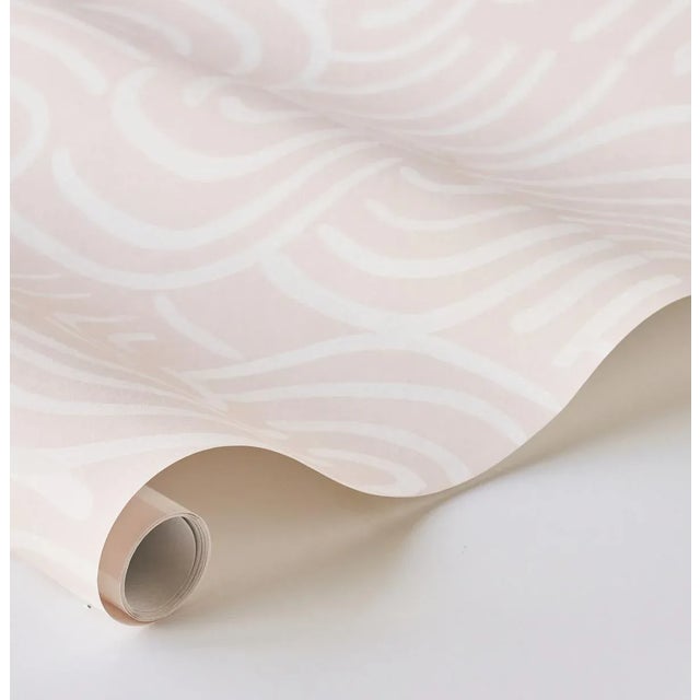 Schumacher Sample - Schumacher x BACKDROP New Beat Wallpaper in Light Beige For Sale - Image 4 of 5