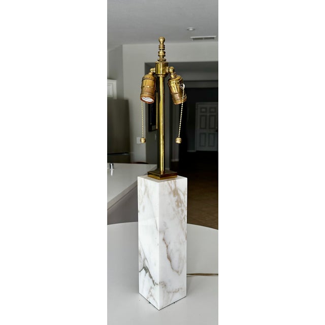 1960s Single t.h. Robsjohn-Gibbings for Hansen Table Lamp White Marble & Brass For Sale - Image 9 of 14