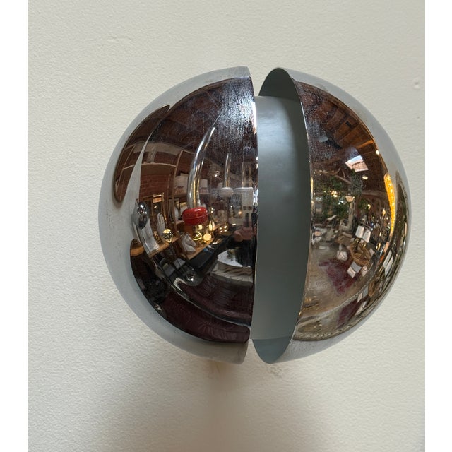 1960s Pair of “Diaframma” Sconces by Fontana Arte, Italy, 1960s For Sale - Image 5 of 10