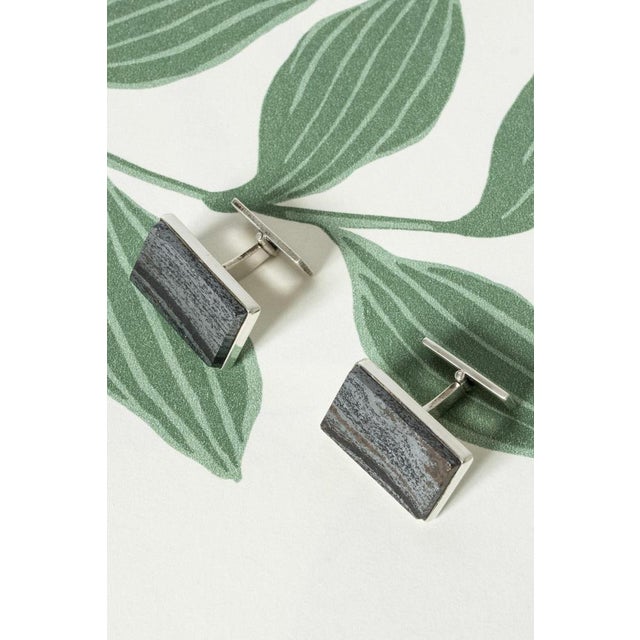 Cool silver cufflinks by Sten Morssing, in an oversized design with large hematite stones. Nice sheen and variation of...