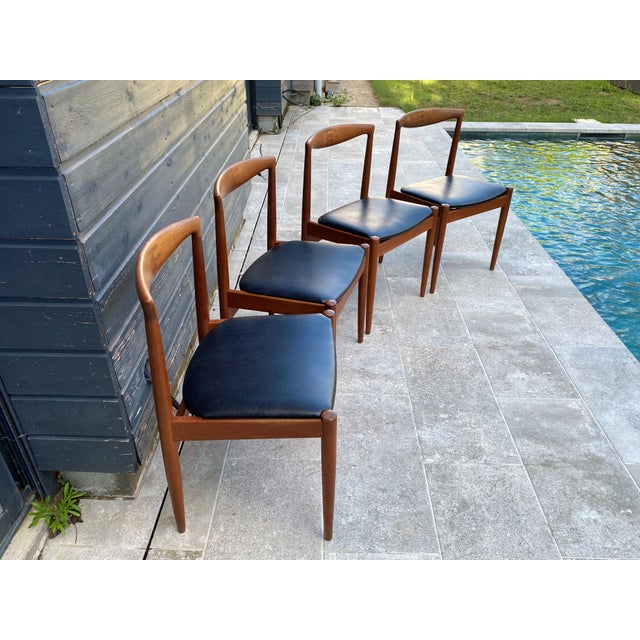 Beautiful set of four Scandinavian chairs by Johannes Andersen for Vamo Sonderborg Solid teak frame Very comfortable...