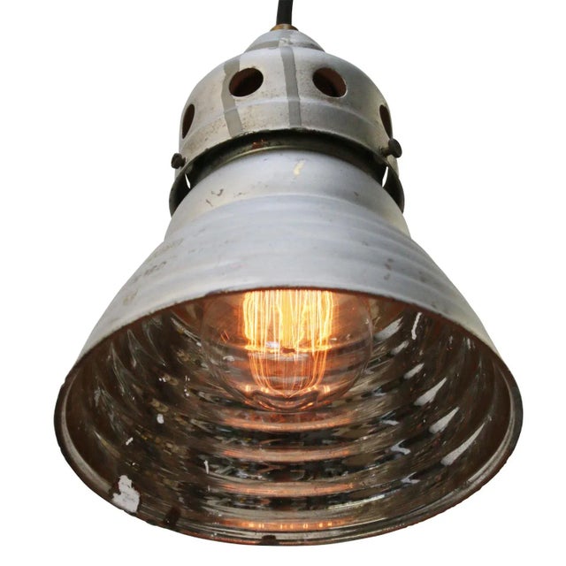 Zeiss ikon mercury mirror glass pendant by adolf meyer with aluminum top. 2 meter black cotton cord. e27 / e26 this piece...