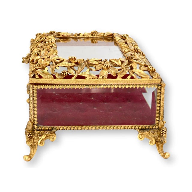 Exceptional Midecntury Matson Ormolu Jewelry Box For Sale - Image 4 of 7