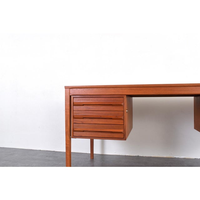 Mid-Century Teak Executive Desk by Torbjørn Afdal for Bruksbo, 1960s For Sale - Image 13 of 18